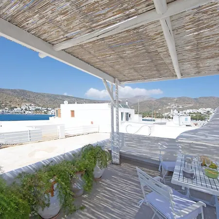 Katapoliani I Konukevi 3*