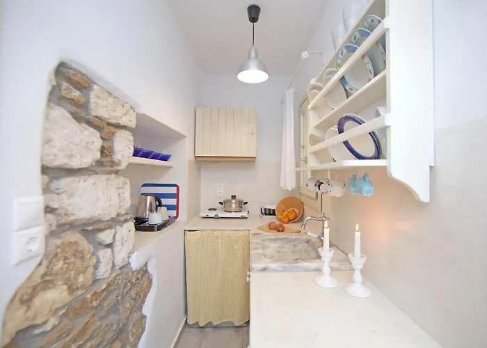 καταπολιανή 3*